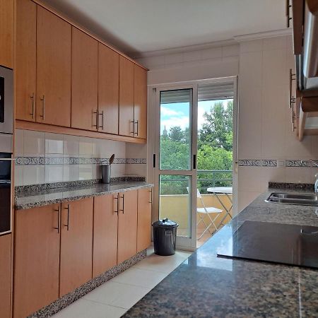 Apartamento Con Vistas, Amplio Y Luminoso Monforte De Lemos Exteriör bild